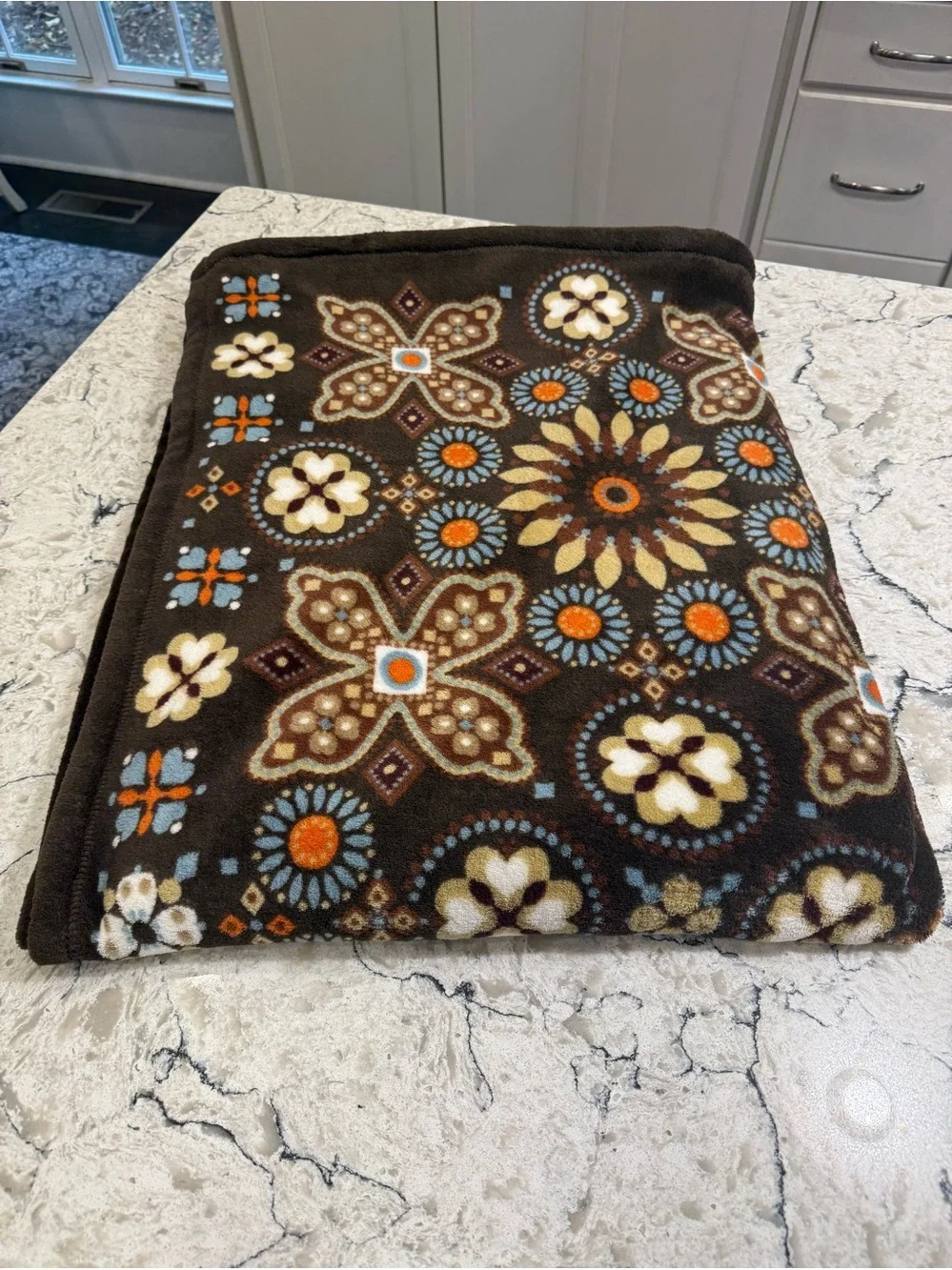 Vera Bradley Plush Throw Blanket in Retired Canyon Pattern, Medallion Brown Boho